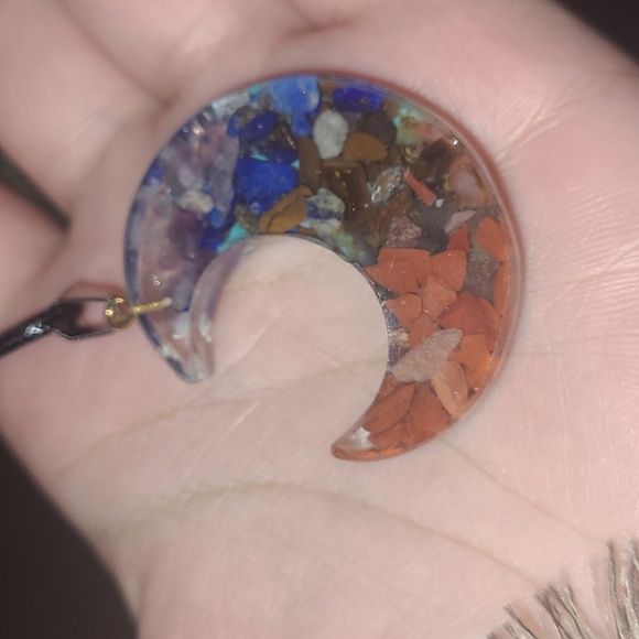 7 healing stones & necklace set - Picture 4 of 10